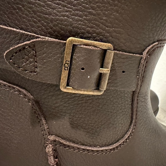 UGG Boots - Picture 10 of 12